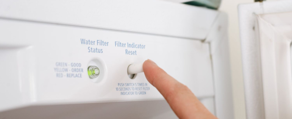 refrigerator light not working 