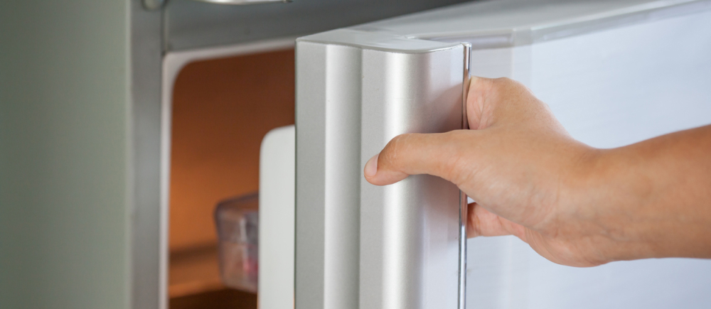 fridge making humming noise 